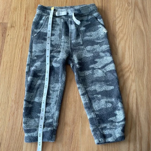 Bundle - 4 pairs Toddler Boys Explorer Camo Cargo Pants, size 2T - Picture 3 of 13